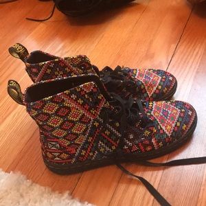 Dr marten boots like new